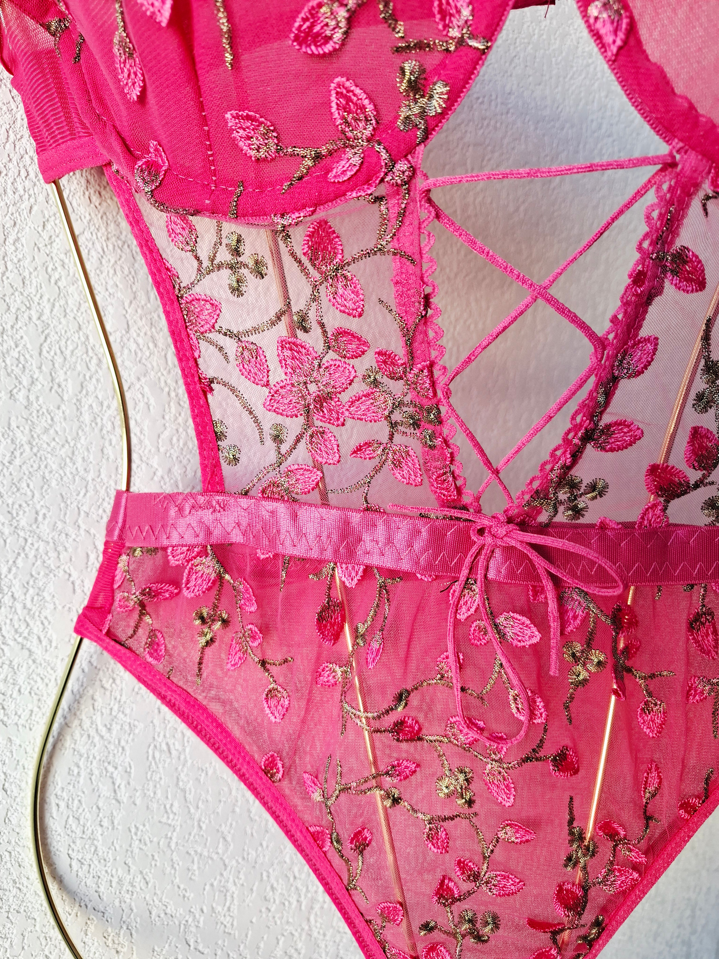 Zyra - Body Rose Rouge Fleuri à lacets